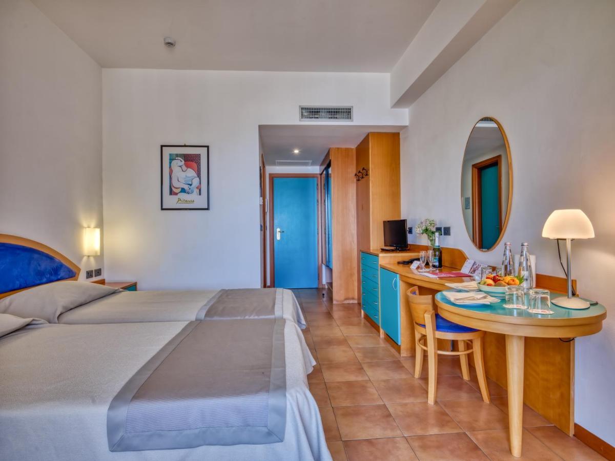 Hotel Antares Letojanni Dış mekan fotoğraf