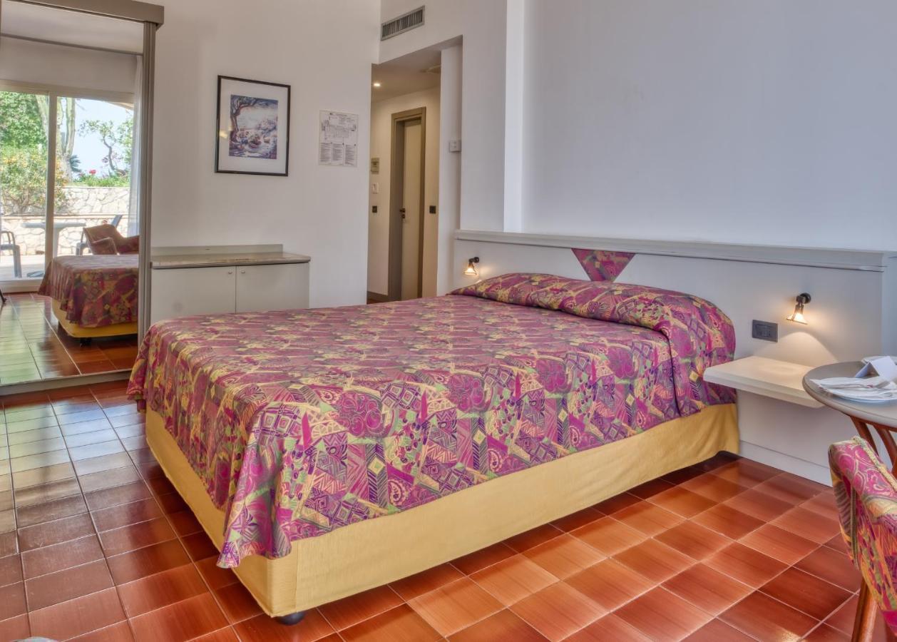 Hotel Antares Letojanni Dış mekan fotoğraf