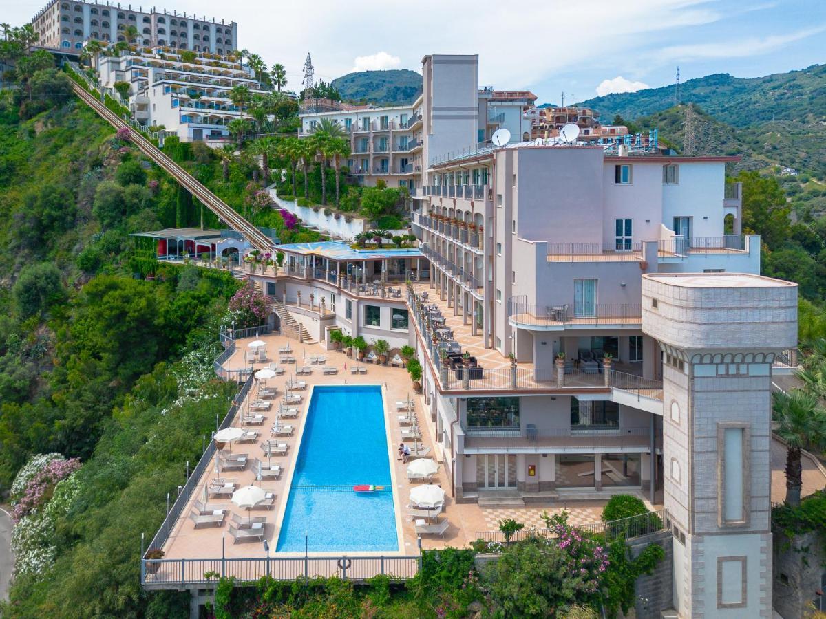 Hotel Antares Letojanni Dış mekan fotoğraf